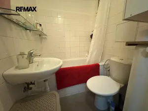 Pronájem bytu 2+kk, Praha - Smíchov, Na Skalce, 36 m2