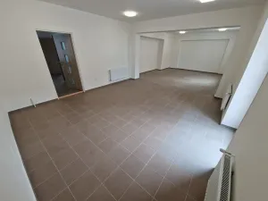 Pronájem obchodního prostoru, Ostrava - Mariánské Hory, Bendlova, 165 m2