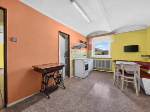 Prodej rodinného domu, Hrádek, 185 m2