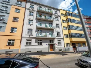 Pronájem bytu 1+1, Praha - Nusle, Pod vilami, 42 m2