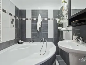 Prodej bytu 2+kk, Měšice, Habrová, 61 m2