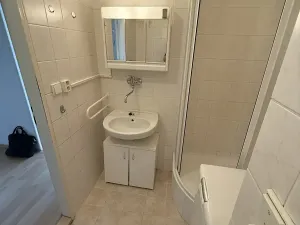 Pronájem bytu 2+kk, Praha - Černý Most, Bryksova, 43 m2