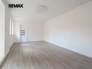 Prodej rodinného domu, Vážany, 217 m2