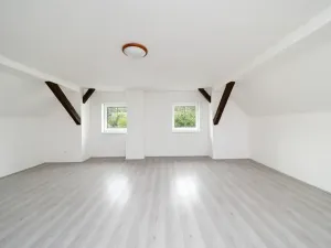 Prodej rodinného domu, Čmelíny, 450 m2