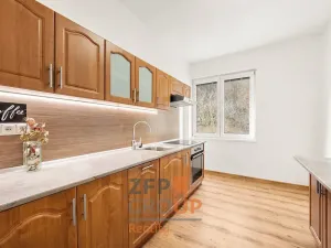 Prodej bytu 3+1, Moravský Krumlov, Pod zámkem, 70 m2