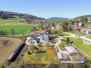 Prodej rodinného domu, Rozstání, 450 m2