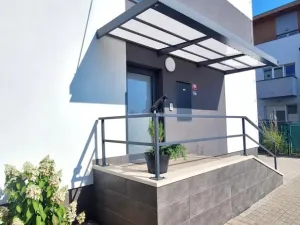 Pronájem bytu 3+kk, Hradec Králové - Pouchov, Malá, 65 m2