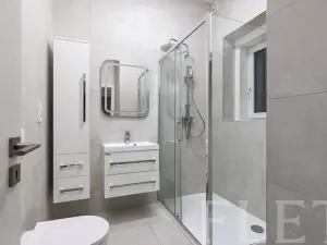 Prodej bytu 2+1, Praha - Holešovice, Stupkova, 48 m2