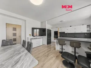 Prodej bytu 3+1, Most, tř. Budovatelů, 76 m2