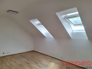 Pronájem bytu 2+kk, Přeštice, Revoluční, 45 m2