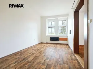 Pronájem bytu 2+kk, Plzeň, Edvarda Beneše, 57 m2