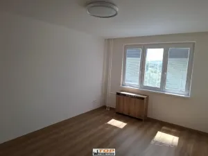 Prodej bytu 2+1, Kadaň, Chomutovská, 53 m2