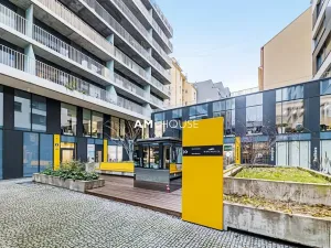 Pronájem bytu 1+kk, Praha - Karlín, Sokolovská, 38 m2