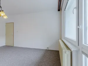 Pronájem bytu 3+1, Praha - Podolí, Na Zvoničce, 61 m2