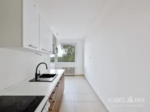Prodej bytu 2+1, Tábor, Jesenského, 64 m2