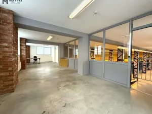 Pronájem obchodního prostoru, Praha - Čakovice, Cukrovarská, 468 m2