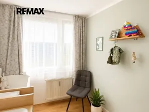 Pronájem bytu 3+1, Praha - Podolí, Kaplická, 55 m2
