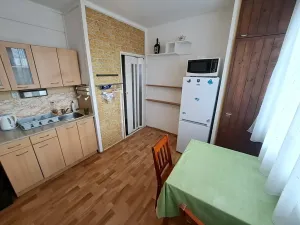 Pronájem bytu 1+1, Hradec Králové, třída Edvarda Beneše, 45 m2