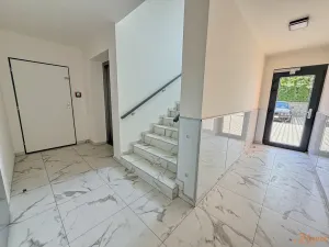 Prodej bytu 2+kk, Kladno, Vrchlického, 77 m2