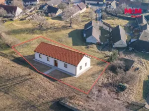 Prodej pozemku pro bydlení, Chlumy, 1064 m2