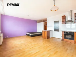 Prodej bytu 1+kk, Praha - Letňany, Třinecká, 39 m2