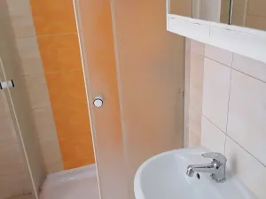 Pronájem bytu 2+1, Kladno, Váňova, 56 m2