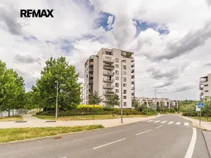 Prodej bytu 1+kk, Praha - Hrdlořezy, Učňovská, 45 m2