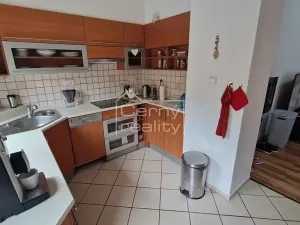 Pronájem bytu 2+kk, Pardubice, V Ráji, 50 m2