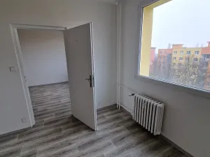 Pronájem bytu 1+1, Chomutov, Dřínovská, 37 m2