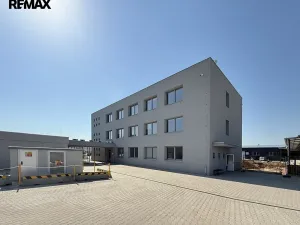 Pronájem kanceláře, Pardubice, Fáblovka, 444 m2