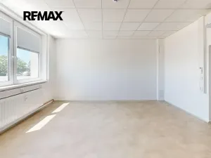 Pronájem kanceláře, Pardubice, Fáblovka, 444 m2
