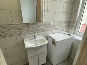 Pronájem bytu 2+1, Praha, Bořivojova, 7042 m2