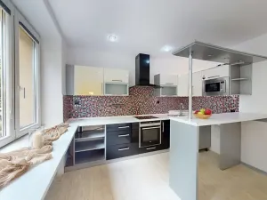 Pronájem bytu 3+1, Hradec Králové, Haškova, 73 m2