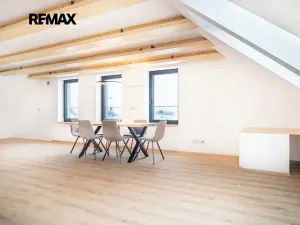 Prodej bytu 4+1, Černilov, 130 m2
