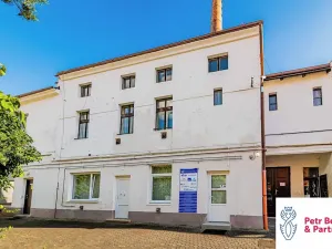 Prodej obchodního prostoru, Rakovník, Husovo náměstí, 1100 m2