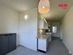 Prodej bytu 3+1, Klášterec nad Ohří - Miřetice u Klášterce nad Ohří, Jana Ámose Komenského, 76 m2