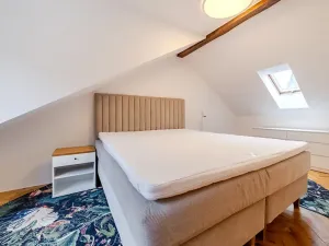 Prodej bytu 3+kk, Praha - Karlín, Pernerova, 100 m2