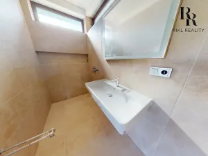 Prodej rodinného domu, Křelov-Břuchotín, 236 m2