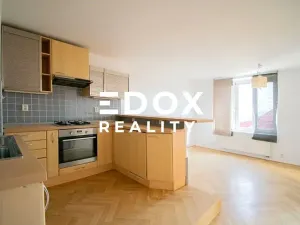 Prodej bytu 3+kk, Praha - Vršovice, Ruská, 81 m2