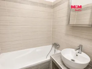 Pronájem bytu 3+1, Ústí nad Labem - Ústí nad Labem-centrum, Velká Hradební, 78 m2