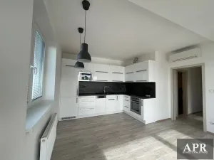 Prodej bytu 2+kk, Uherské Hradiště, Pastýrna, 60 m2