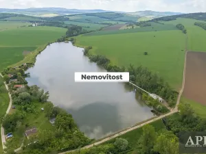 Prodej komerční nemovitosti, Hluk, 192 m2