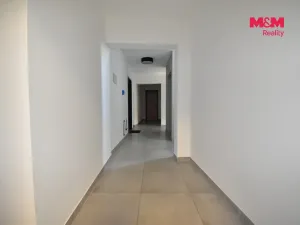 Pronájem bytu 1+kk, Praha - Hlubočepy, Kurandové, 36 m2