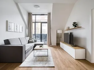 Pronájem bytu 3+kk, Praha - Karlín, Pernerova, 67 m2