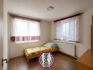 Prodej rodinného domu, Týnec nad Labem, Krakovanská, 117 m2