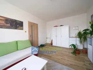 Prodej bytu 1+1, Trutnov - Horní Staré Město, Za Komínem, 32 m2