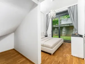 Pronájem bytu 4+kk, Praha - Prosek, Žitenická, 99 m2