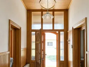 Prodej rodinného domu, Ivaň, 350 m2