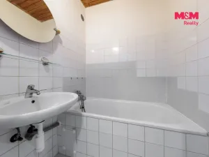 Prodej bytu 2+1, Karlovy Vary - Rybáře, Sokolovská, 56 m2
