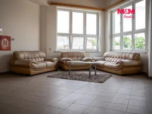 Pronájem kanceláře, Krnov - Pod Cvilínem, Chářovská, 348 m2